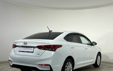 Hyundai Solaris II рестайлинг, 2018 год, 1 450 000 рублей, 4 фотография