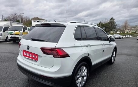 Volkswagen Tiguan II, 2020 год, 2 227 312 рублей, 2 фотография