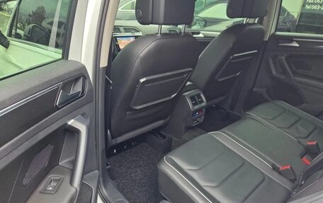 Volkswagen Tiguan II, 2020 год, 2 227 312 рублей, 14 фотография