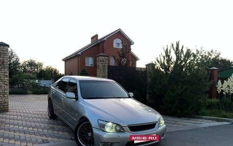 Lexus IS II рестайлинг 2, 1999 год, 750 000 рублей, 4 фотография