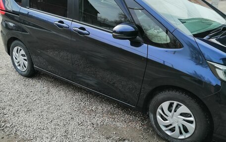 Honda Freed II, 2020 год, 1 600 000 рублей, 2 фотография