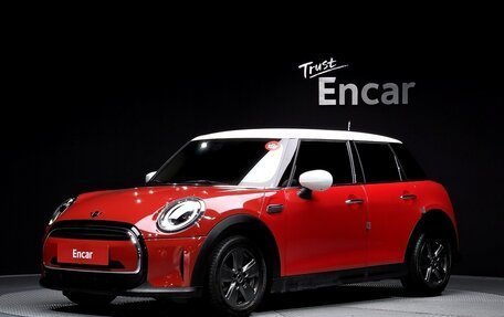 MINI Hatch, 2021 год, 1 555 666 рублей, 2 фотография