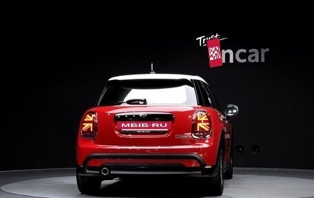 MINI Hatch, 2021 год, 1 555 666 рублей, 3 фотография