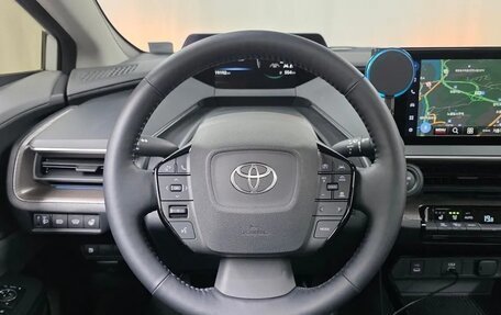 Toyota Prius IV XW50, 2024 год, 3 001 444 рублей, 13 фотография