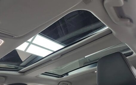 Toyota Prius IV XW50, 2024 год, 3 001 444 рублей, 15 фотография