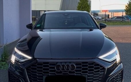 Audi A3, 2023 год, 2 350 000 рублей, 2 фотография