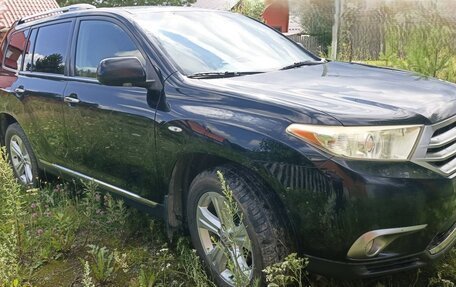 Toyota Highlander III, 2011 год, 2 150 000 рублей, 2 фотография