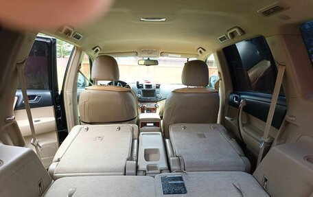 Toyota Highlander III, 2011 год, 2 150 000 рублей, 8 фотография