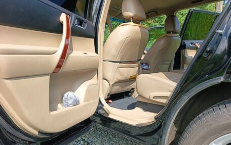 Toyota Highlander III, 2011 год, 2 150 000 рублей, 10 фотография