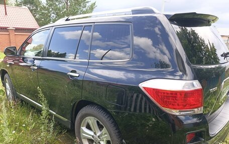 Toyota Highlander III, 2011 год, 2 150 000 рублей, 14 фотография