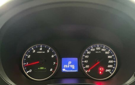 Mitsubishi Outlander III рестайлинг 3, 2021 год, 2 000 000 рублей, 13 фотография