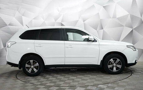 Mitsubishi Outlander III рестайлинг 3, 2013 год, 1 320 000 рублей, 4 фотография