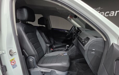 Volkswagen Tiguan II, 2022 год, 3 576 666 рублей, 24 фотография