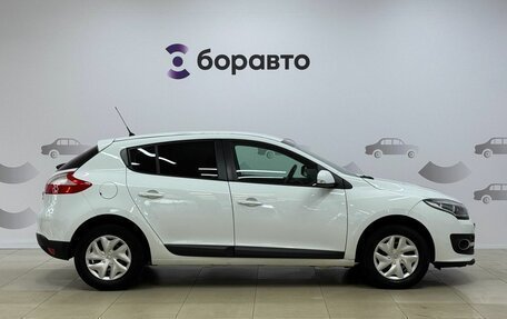 Renault Megane III, 2014 год, 880 000 рублей, 8 фотография