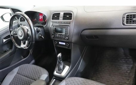Volkswagen Polo VI (EU Market), 2018 год, 1 073 000 рублей, 5 фотография