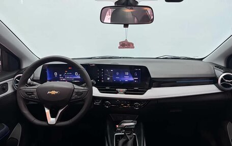 Chevrolet Monza, 2023 год, 1 400 000 рублей, 15 фотография