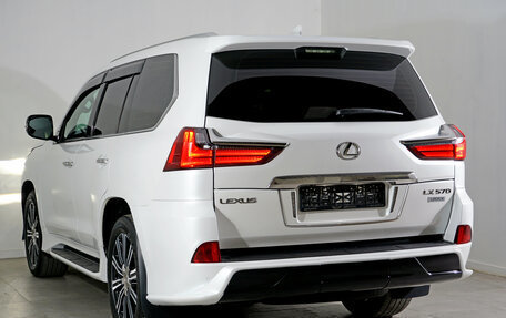 Lexus LX III, 2017 год, 7 990 000 рублей, 5 фотография