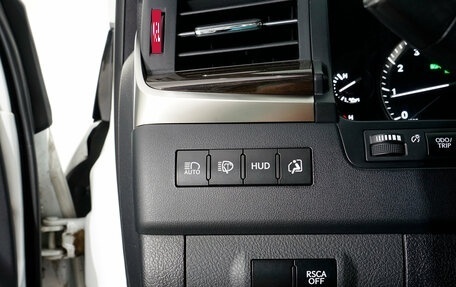 Lexus LX III, 2017 год, 7 990 000 рублей, 24 фотография