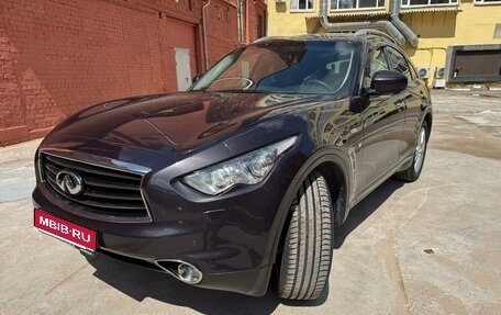 Infiniti QX70, 2016 год, 2 990 000 рублей, 1 фотография