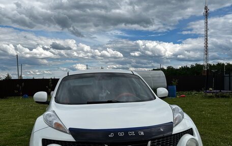 Nissan Juke II, 2013 год, 900 000 рублей, 1 фотография