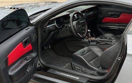 Ford Mustang VI рестайлинг, 2017 год, 4 350 000 рублей, 10 фотография