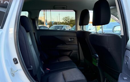 Mitsubishi Outlander III рестайлинг 3, 2013 год, 1 380 000 рублей, 14 фотография