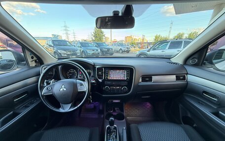 Mitsubishi Outlander III рестайлинг 3, 2013 год, 1 380 000 рублей, 10 фотография