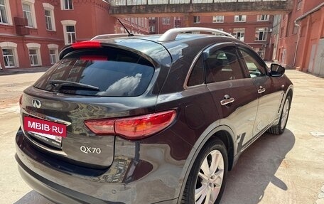 Infiniti QX70, 2016 год, 2 990 000 рублей, 3 фотография