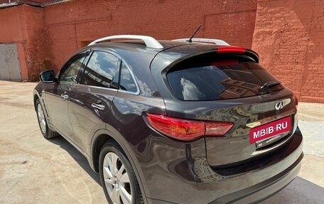 Infiniti QX70, 2016 год, 2 990 000 рублей, 2 фотография