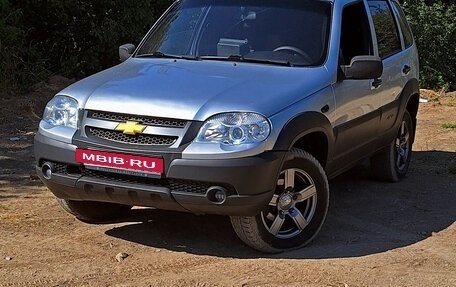 Chevrolet Niva I рестайлинг, 2011 год, 420 000 рублей, 2 фотография