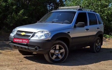 Chevrolet Niva I рестайлинг, 2011 год, 420 000 рублей, 6 фотография