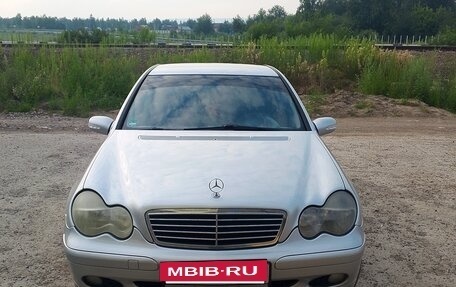 Mercedes-Benz C-Класс, 2002 год, 550 000 рублей, 10 фотография