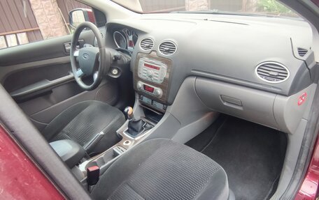 Ford Focus II рестайлинг, 2008 год, 700 000 рублей, 18 фотография