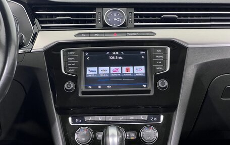 Volkswagen Passat B8 рестайлинг, 2016 год, 1 699 000 рублей, 15 фотография