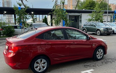 Hyundai Solaris II рестайлинг, 2016 год, 950 000 рублей, 8 фотография