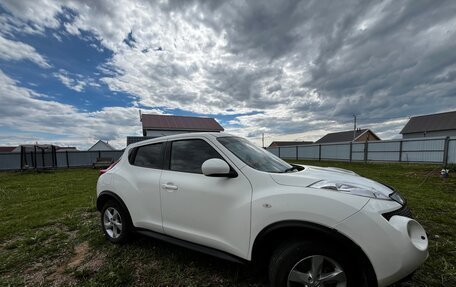 Nissan Juke II, 2013 год, 900 000 рублей, 3 фотография