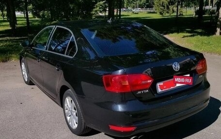 Volkswagen Jetta VI, 2013 год, 1 300 000 рублей, 4 фотография