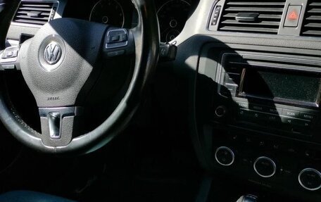 Volkswagen Jetta VI, 2013 год, 1 300 000 рублей, 7 фотография
