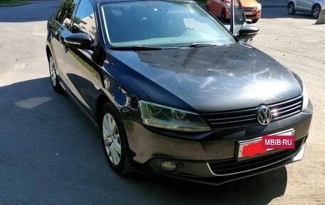Volkswagen Jetta VI, 2013 год, 1 300 000 рублей, 11 фотография