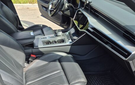 Audi A6, 2019 год, 3 900 000 рублей, 14 фотография