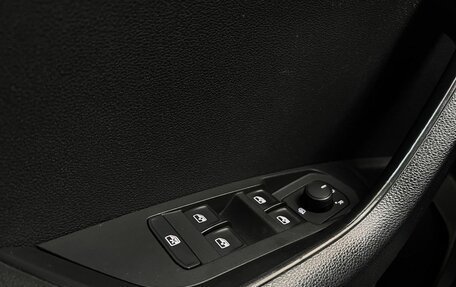 Skoda Karoq I, 2020 год, 2 120 000 рублей, 25 фотография