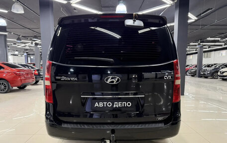 Hyundai Grand Starex Grand Starex I рестайлинг 2, 2012 год, 1 855 000 рублей, 5 фотография