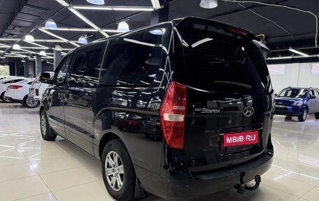 Hyundai Grand Starex Grand Starex I рестайлинг 2, 2012 год, 1 855 000 рублей, 6 фотография