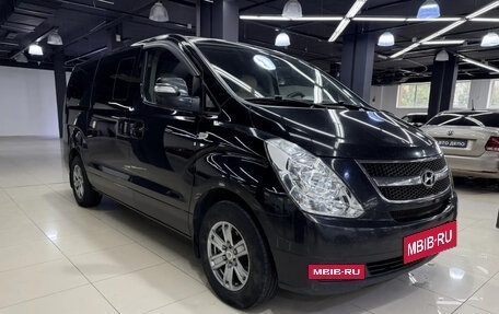 Hyundai Grand Starex Grand Starex I рестайлинг 2, 2012 год, 1 855 000 рублей, 3 фотография