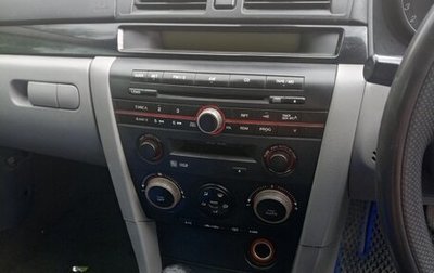 Mazda Axela, 2004 год, 570 000 рублей, 1 фотография