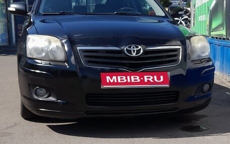 Toyota Avensis III рестайлинг, 2008 год, 880 000 рублей, 1 фотография