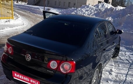 Volkswagen Passat B6, 2007 год, 690 000 рублей, 3 фотография