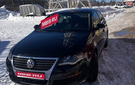 Volkswagen Passat B6, 2007 год, 690 000 рублей, 2 фотография