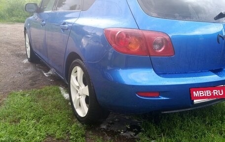 Mazda Axela, 2004 год, 570 000 рублей, 3 фотография