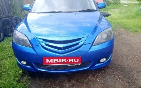 Mazda Axela, 2004 год, 570 000 рублей, 2 фотография